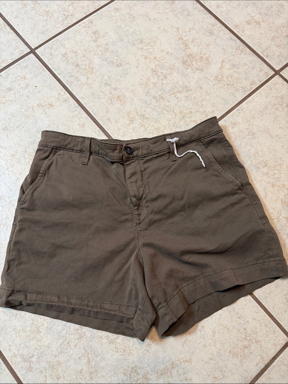 Ag Adriano Goldschmied Olive Green The Caden Short